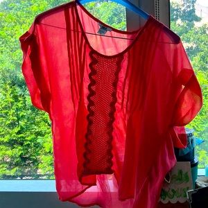 Sheer tee coral color